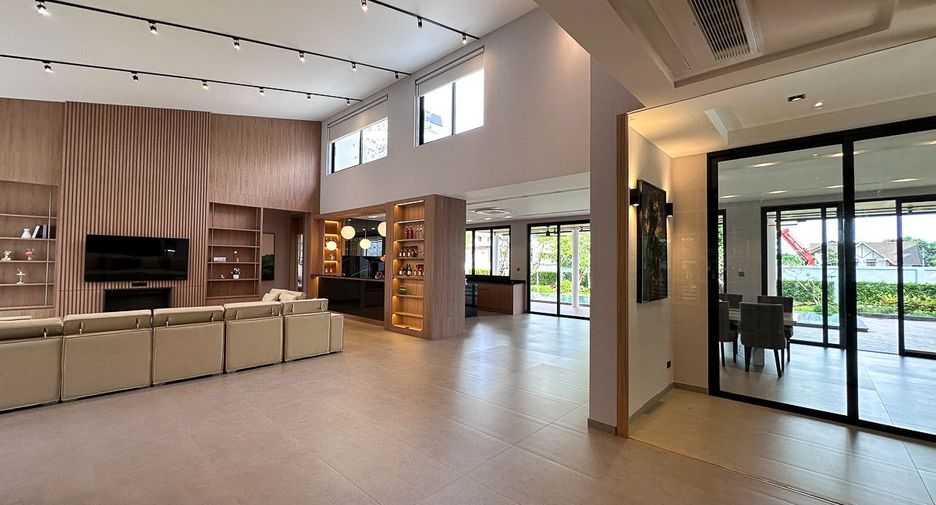 Villa zum Kauf mit 5 Zimmer in Mueang Chiang Mai, Chiang Mai