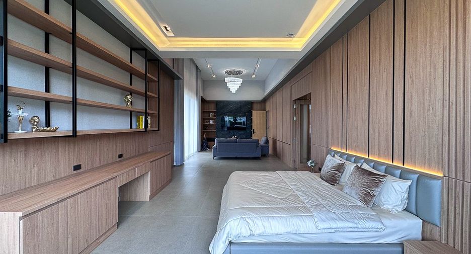 Villa zum Kauf mit 5 Zimmer in Mueang Chiang Mai, Chiang Mai