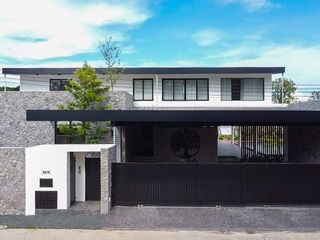 Villa zum Kauf mit 5 Zimmer in Mueang Chiang Mai, Chiang Mai