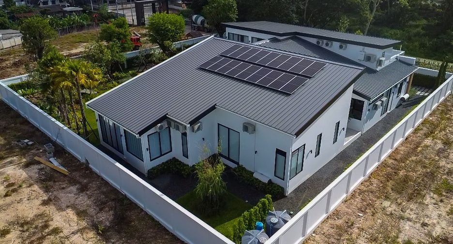 Villa zum Kauf mit 5 Zimmer in Mueang Chiang Mai, Chiang Mai