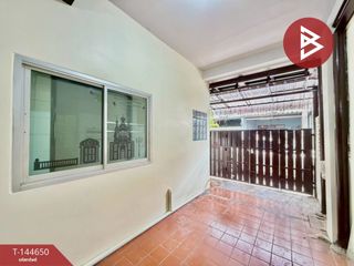 À vendre 2 chambres maison de ville à Bueng Kum, Bangkok