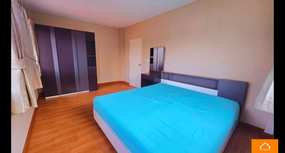 For rent 3 bedrooms house in Pak Kret, Nonthaburi