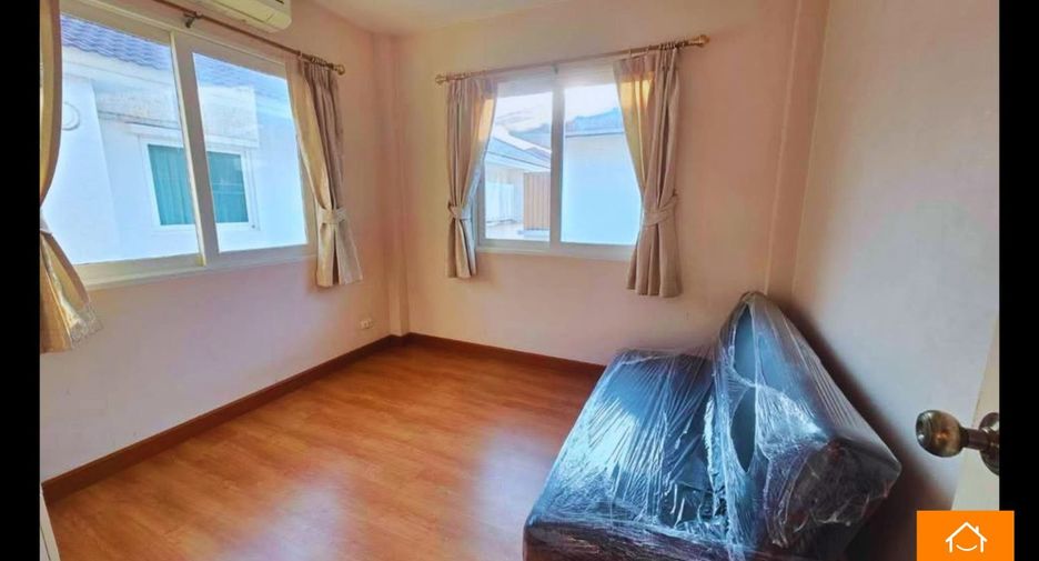 For rent 3 bedrooms house in Pak Kret, Nonthaburi