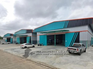 For rent warehouse in Saphan Sung, Bangkok
