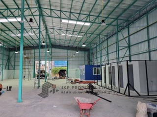 For rent warehouse in Saphan Sung, Bangkok