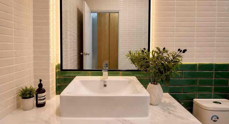 For sale and for rent 4 bedrooms villa in Hang Dong, Chiang Mai