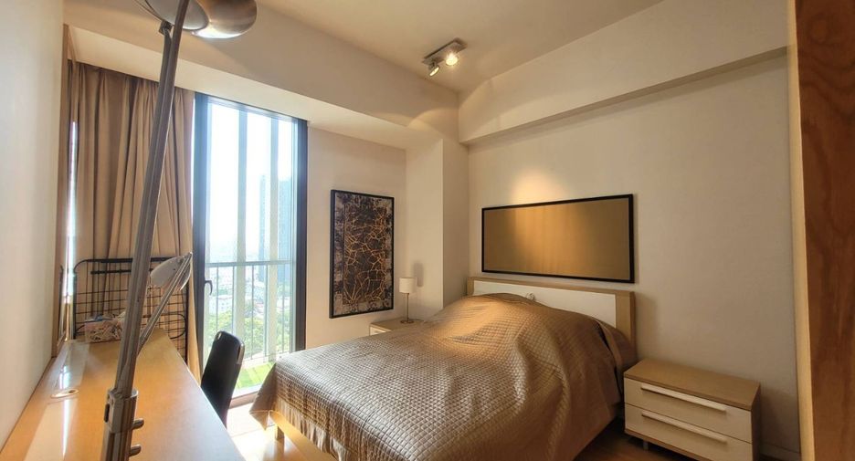 For rent 2 bedrooms condo in Sathon, Bangkok