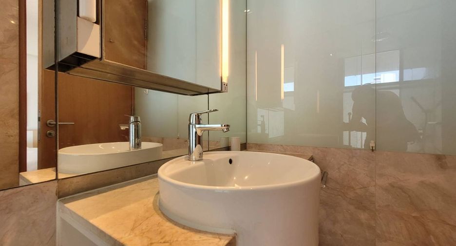 For rent 2 bedrooms condo in Sathon, Bangkok
