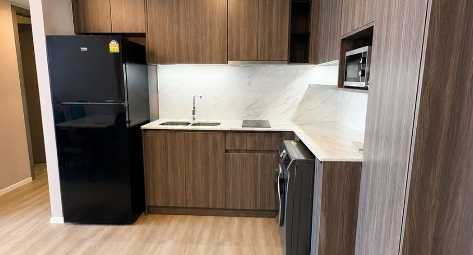 For rent 2 bedrooms condo in Mueang Samut Prakan, Samut Prakan