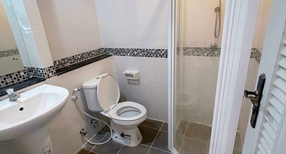 For rent 2 bedrooms condo in Mueang Samut Prakan, Samut Prakan
