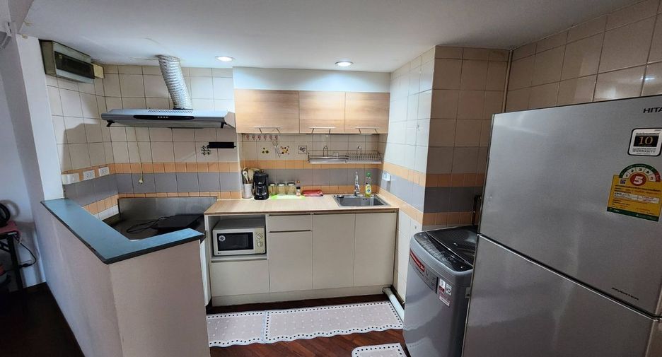 For rent 2 ベッドルーム condo in Yan Nawa, Bangkok