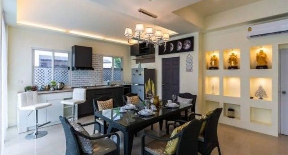 For sale 5 bedrooms house in Mueang Chiang Mai, Chiang Mai
