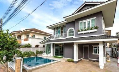 For sale 5 bedrooms house in Mueang Chiang Mai, Chiang Mai