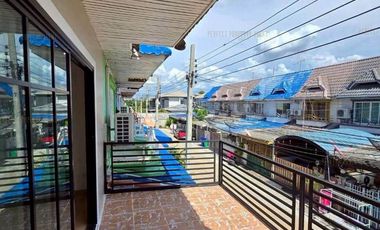 Reihenhaus zum Kauf mit 4 Zimmer in Bang Bua Thong, Nonthaburi