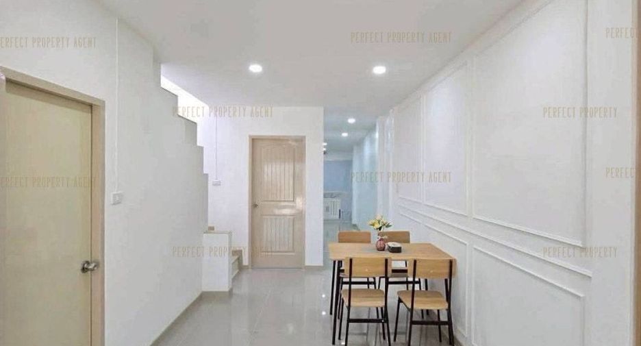 Reihenhaus zum Kauf mit 4 Zimmer in Bang Bua Thong, Nonthaburi