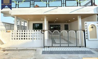 Продажа 3 спальни таунхаус в Нонг Чок, Бангкок
