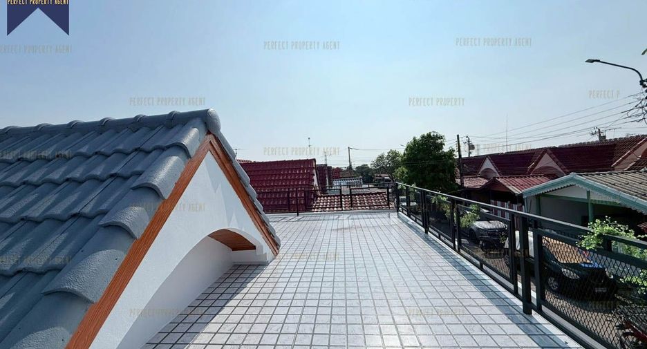 Продажа 3 спальни таунхаус в Нонг Чок, Бангкок