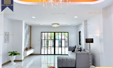 Haus zum Kauf mit 4 Zimmer in Nong Chok, Bangkok