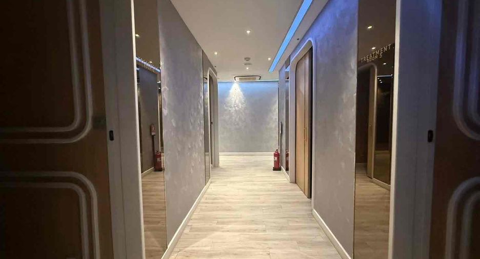 For rent 13 bedrooms house in Central Pattaya, Pattaya