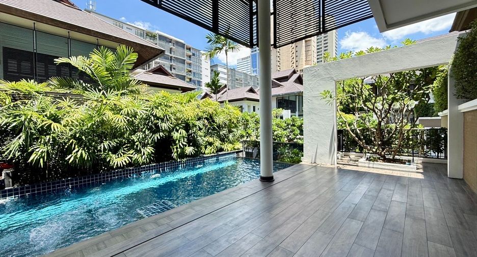 À louer 4 chambres maison à Khlong Toei, Bangkok