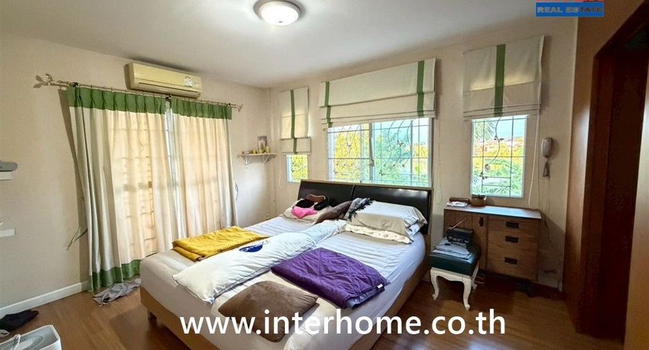 À vendre 3 chambres maison à Bang Sao Thong, Samut Prakan