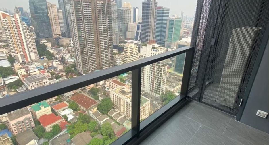 Condo en alquiler de 2 habitaciones en Sathon, Bangkok