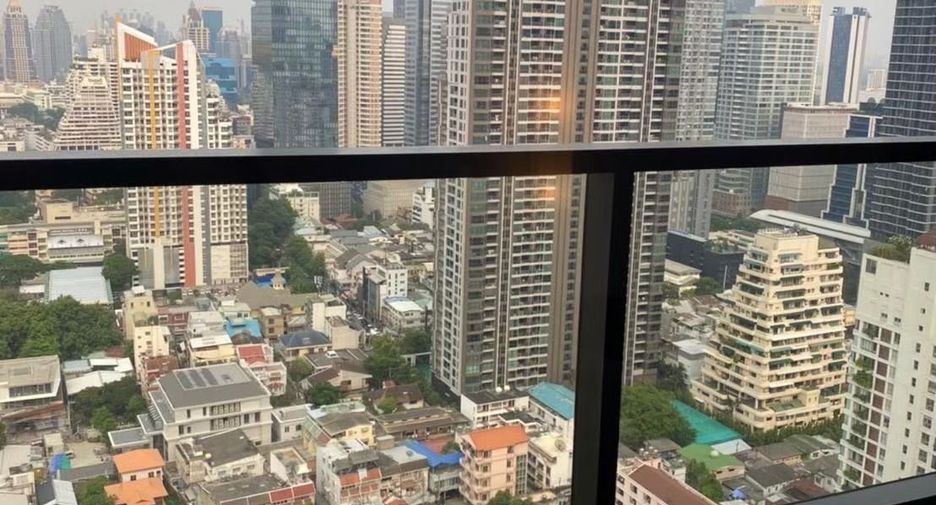 Condo en alquiler de 2 habitaciones en Sathon, Bangkok