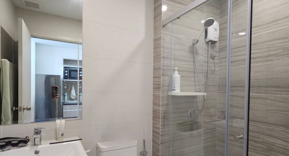 For rent 1 bed condo in Bangkok Noi, Bangkok