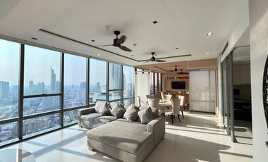 For rent 2 bedrooms condo in Sathon, Bangkok