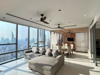 Condo en alquiler de 2 habitaciones en Sathon, Bangkok