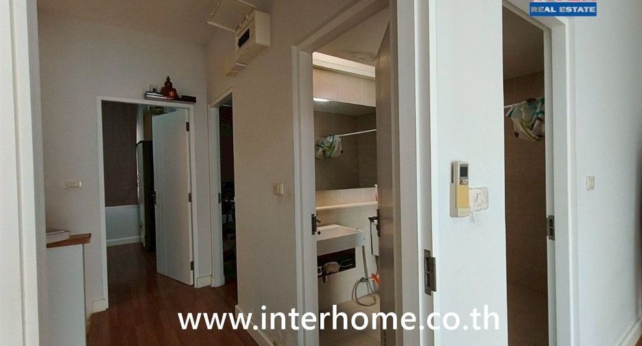 For sale 3 bedrooms townhouse in Mueang Nonthaburi, Nonthaburi