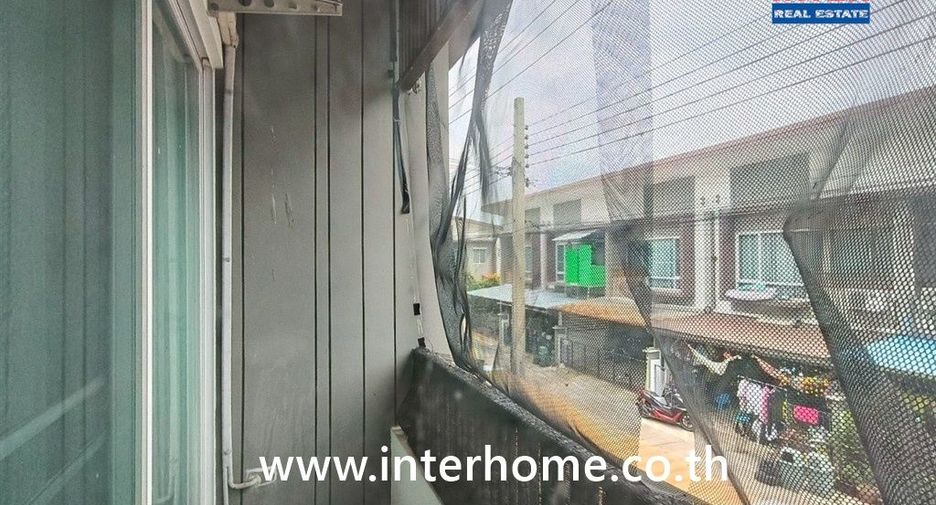 For sale 3 bedrooms townhouse in Mueang Nonthaburi, Nonthaburi