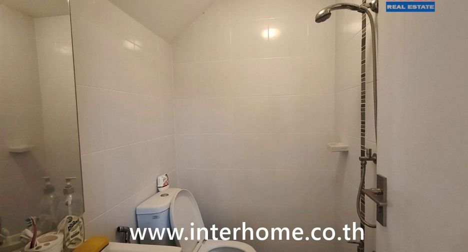 For sale 3 bedrooms townhouse in Mueang Nonthaburi, Nonthaburi