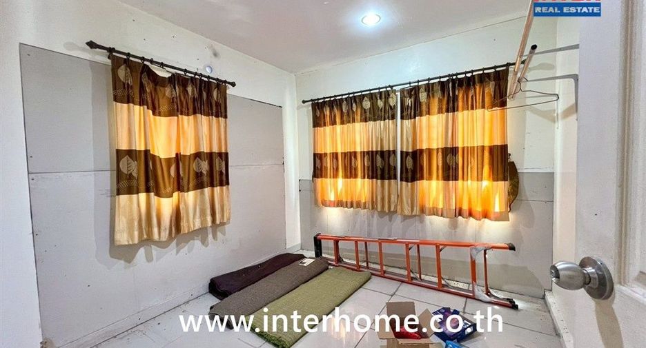 For sale 3 bedrooms house in Lat Krabang, Bangkok