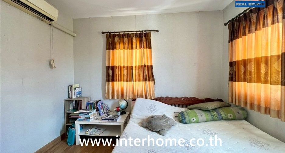 For sale 3 bedrooms house in Lat Krabang, Bangkok
