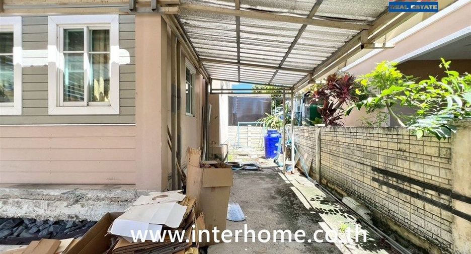 For sale 3 bedrooms house in Lat Krabang, Bangkok