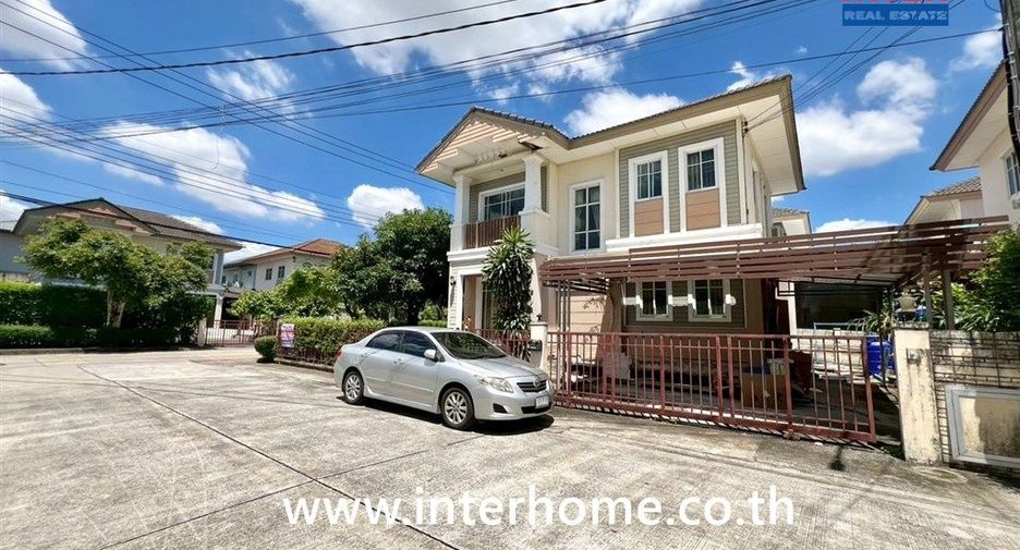 For sale 3 bedrooms house in Lat Krabang, Bangkok