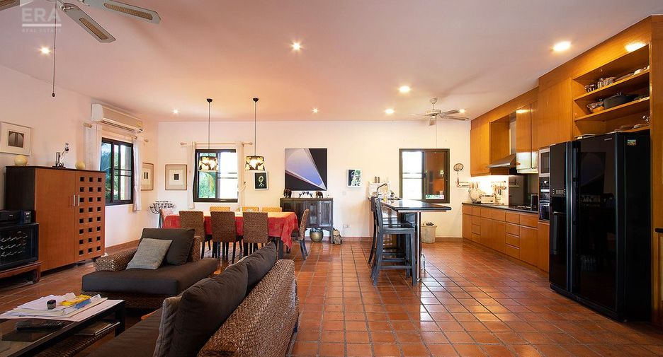 For sale 5 bedrooms villa in Ban Chang, Rayong