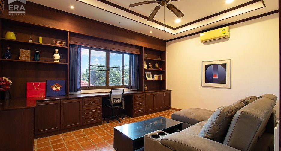 For sale 5 bedrooms villa in Ban Chang, Rayong