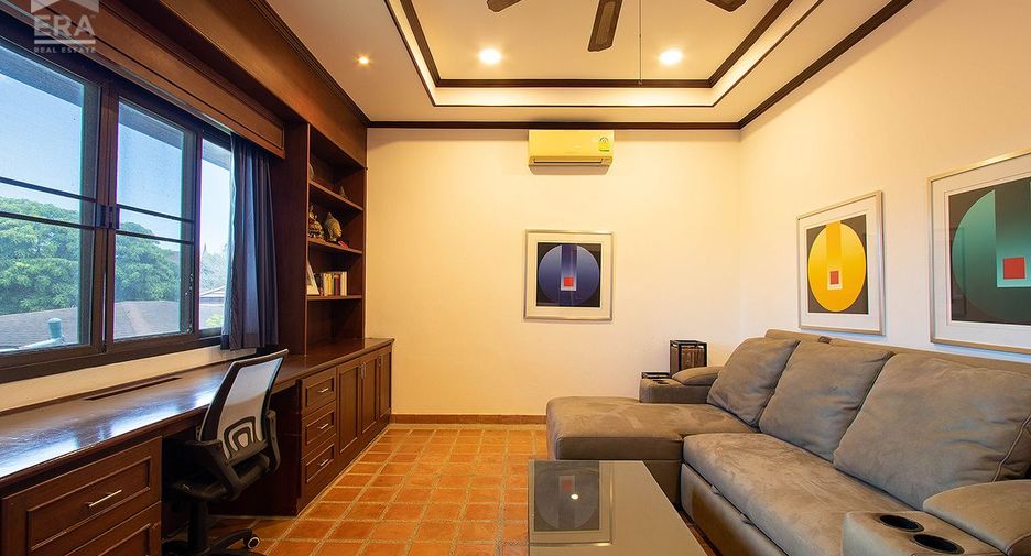 For sale 5 bedrooms villa in Ban Chang, Rayong