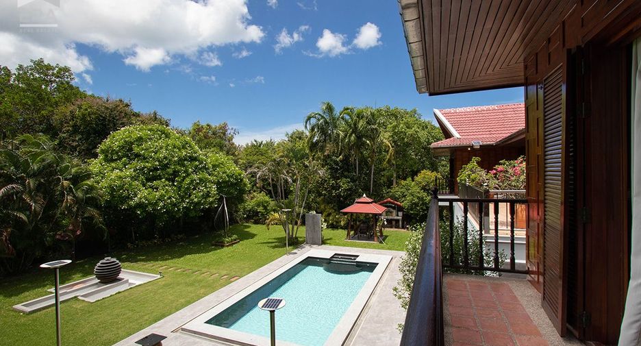 For sale 5 bedrooms villa in Ban Chang, Rayong