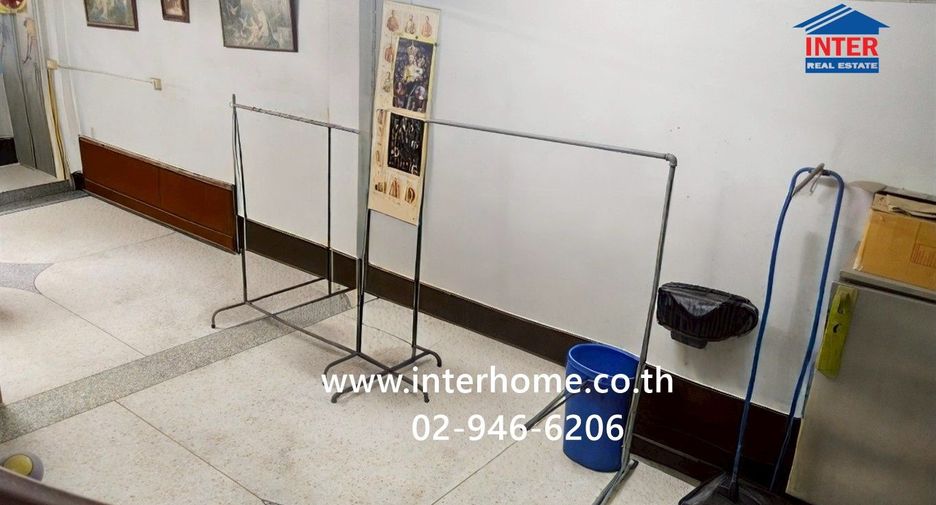 Local comercial en venta de 4 habitaciones en Chom Thong, Bangkok
