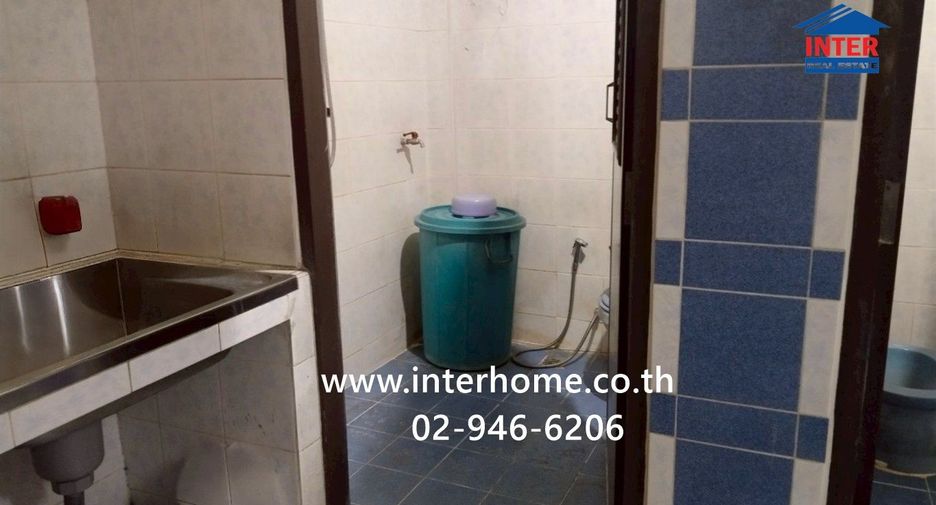 Local comercial en venta de 4 habitaciones en Chom Thong, Bangkok