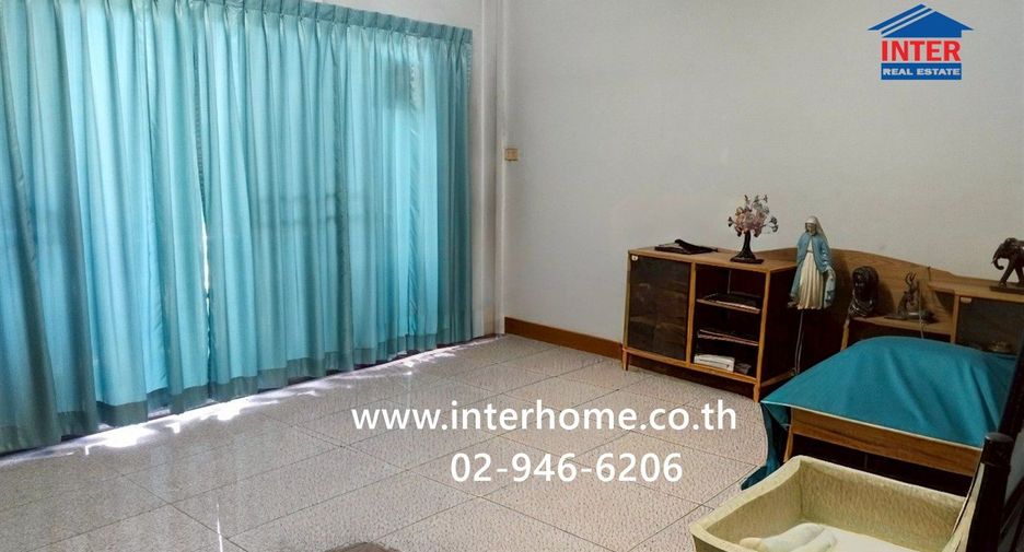 Local comercial en venta de 4 habitaciones en Chom Thong, Bangkok