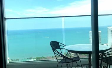 Condo en alquiler de 2 habitaciones en Pratumnak, Pattaya