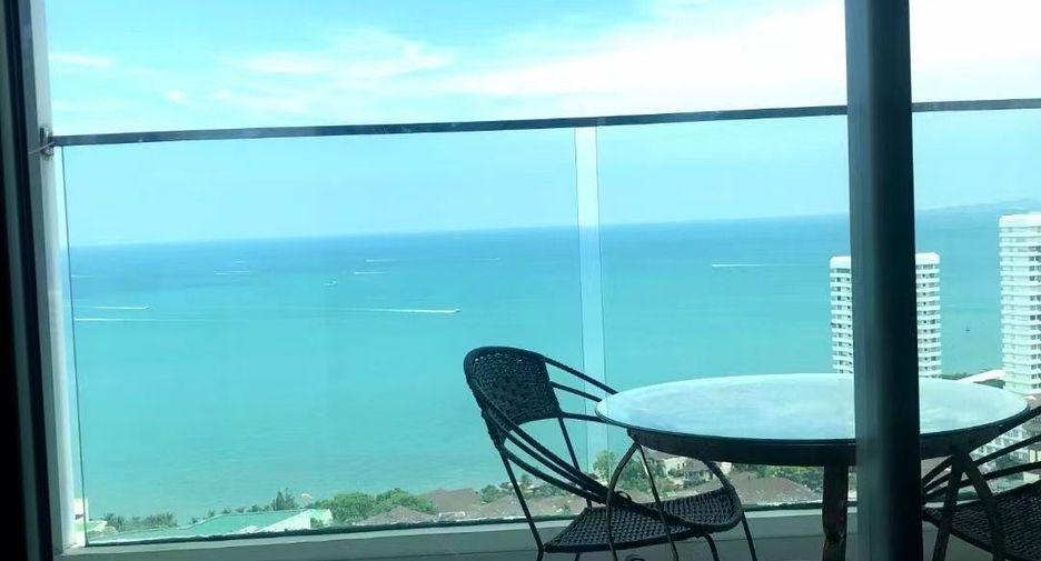 Condo en alquiler de 2 habitaciones en Pratumnak, Pattaya