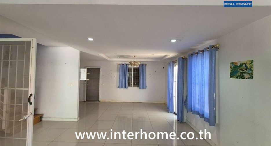 For sale 3 bedrooms house in Khlong Luang, Pathum Thani