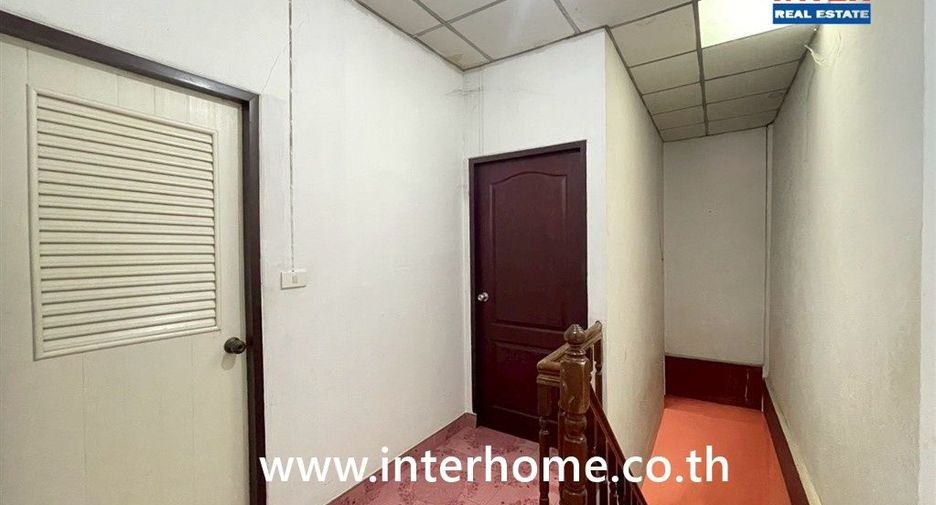 For sale 2 bedrooms townhouse in Thanyaburi, Pathum Thani