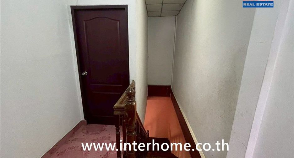 For sale 2 bedrooms townhouse in Thanyaburi, Pathum Thani