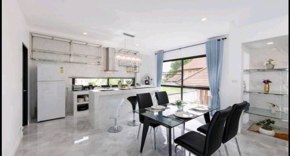 Casa en alquiler de 4 habitaciones en Mueang Chiang Mai, Chiang Mai